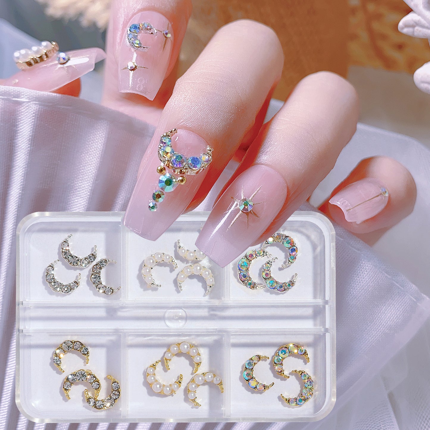 NZJ021 6 grid nail accessories wholesale diamond pearl moon luxury crescent metal alloy nail jewelry